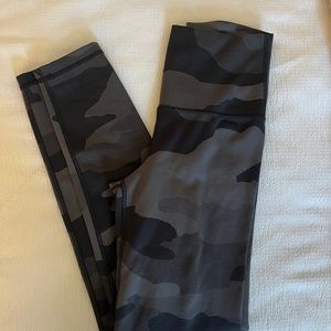 american eagle camo leggings